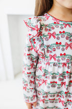 Load image into Gallery viewer, Bows & Baubles Christmas Flutter Pants Set
