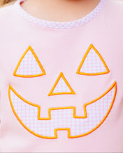 Load image into Gallery viewer, Carving Cutie Scallop Short Set