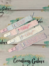 Load image into Gallery viewer, Paty Brand Paci Clips