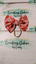 Load image into Gallery viewer, Watercolor Crawfish Print Headwraps & Bows