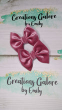 Load image into Gallery viewer, Rose/Mauve Velvet Headwraps & Bows