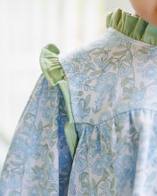 Load image into Gallery viewer, Basin Floral Hallie Diaper Set
