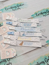 Load image into Gallery viewer, Paty Brand Paci Clips
