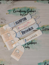 Load image into Gallery viewer, Paty Brand Paci Clips
