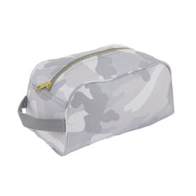 Load image into Gallery viewer, Mint Brand Personalized Seersucker Traveler Bag
