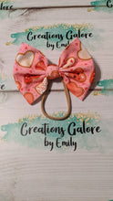 Load image into Gallery viewer, Valentine&#39;s Cookie Hearts Print Headwraps &amp; Bows
